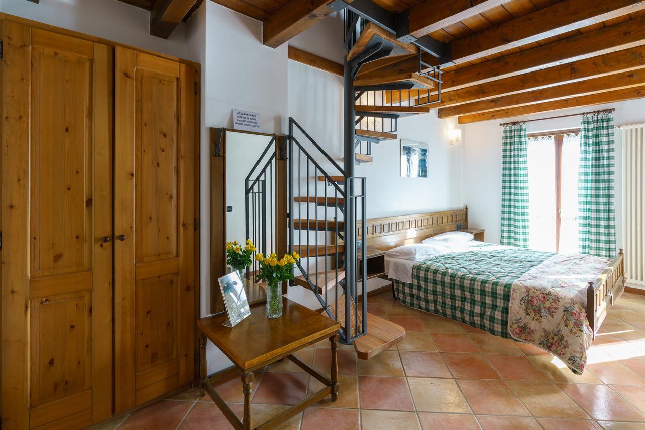 Agriturismo Giacomino Джера-Ларіо Екстер'єр фото