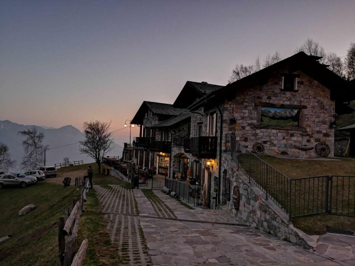 Agriturismo Giacomino Джера-Ларіо Екстер'єр фото